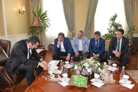 Çelebispor Kulübü'nden Vali Memiş'e 'Hayırlı Olsun' ziyareti