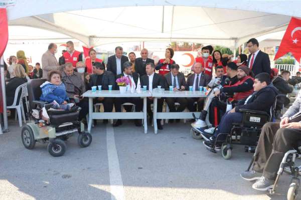 Adana'da engelliler Spor ve Kaynaştırma Şöleni'nde buluştu