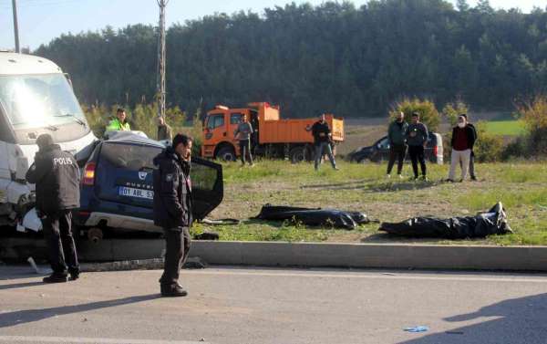 Adana'da trafik kazası: 2 ölü