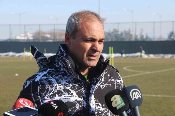 Erkan Sözeri: 'Erzurumspor Süper Lig'in en önemli adayı'