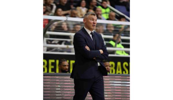 Basketbol Süper Ligi: Merkezefendi Basketbol: 64 - Fenerbahçe Beko: 87