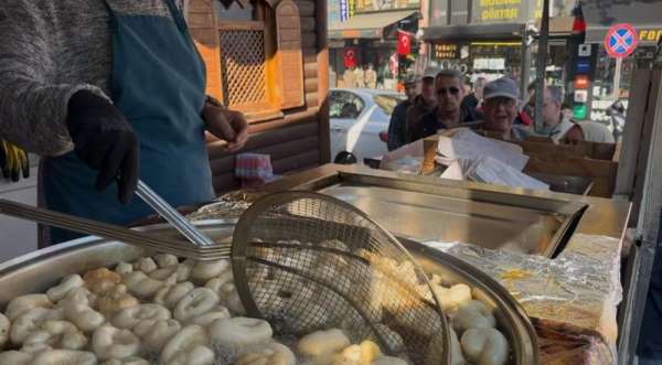 Bursa'da taksicilerden yürek ısıtan şehitler hayrı