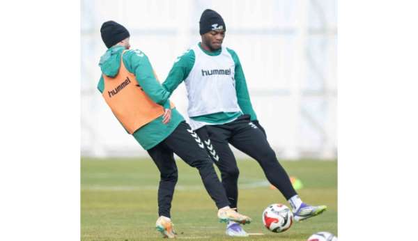Konyaspor, Fenerbahçe maçının hazırlıklarına başladı