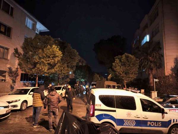 Menteşe'de bıçaklı kavga:1 kişi ağır yaralı