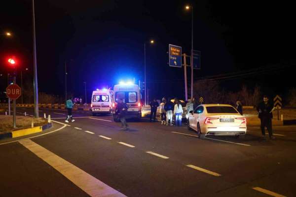 Nevşehir'de kırmızı ışık ihlali kazaya neden oldu: 2 yaralı