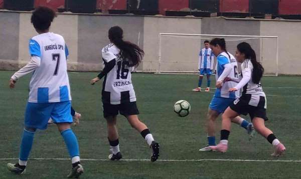 TFF Kadınlar 2. Lig: Vangücü SK: 8 - Erzincan Gençler Gücüspor: 0