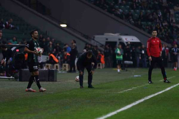 Trendyol Süper Lig: Kocaelispor: 0 - Kasımpaşa: 0