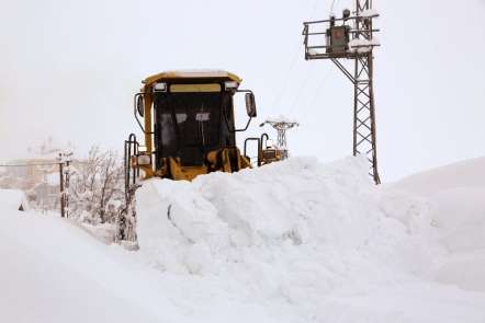 Tunceli'de kar etkili oldu, 212 köy yolu ulaşıma kapandı 