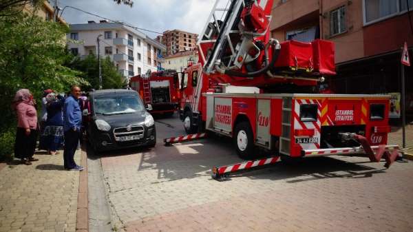 Çocukların evde çakmakla oyunu faciaya neden oluyordu