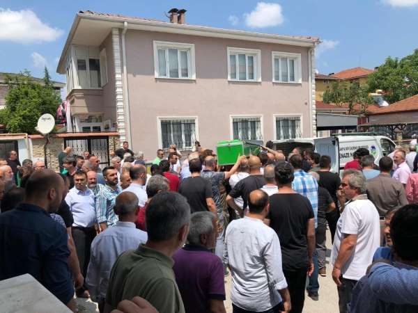 Sakaryasporlu eski futbolcu son yolculuğuna uğurlandı 