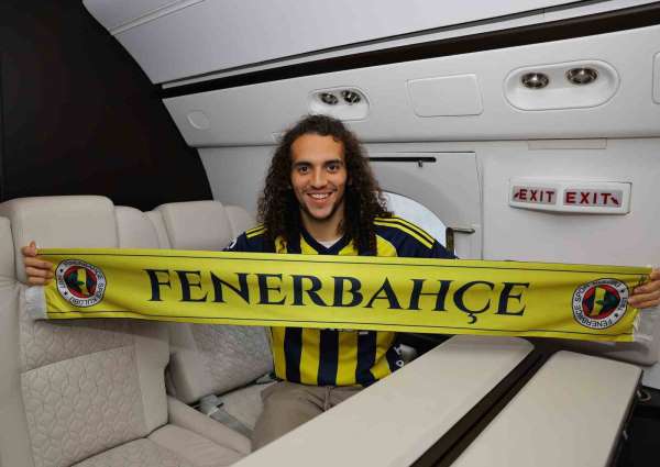 Fenerbahçe'nin yeni transferi Matteo Guendouzi, İstanbul'a geldi