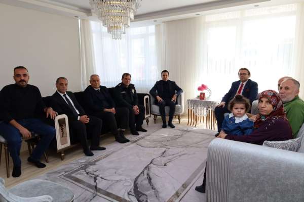 Kaymakam Uğuz: 'Şehit aileleri Türk milletine en büyük emanettir'