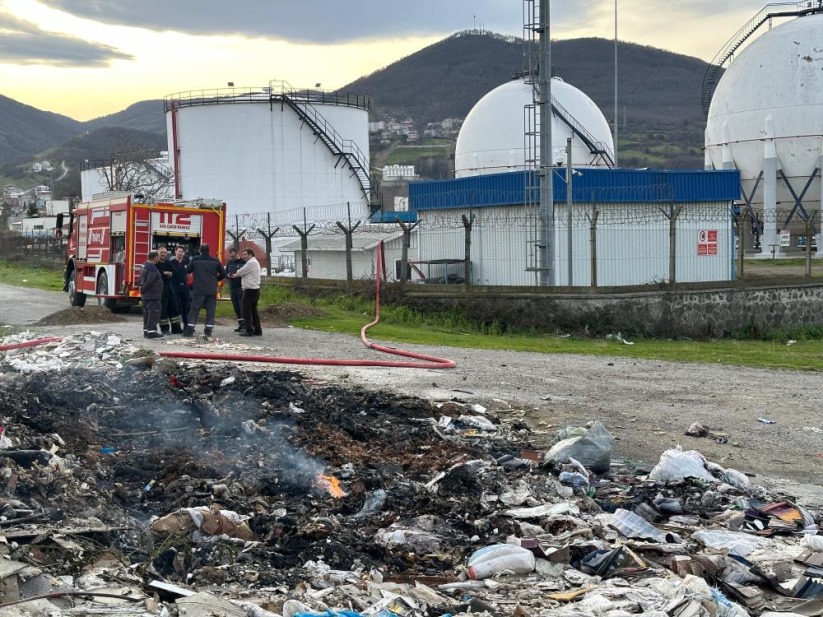 Samsun'da gaz dolum tesisi yanında korkutan yangın