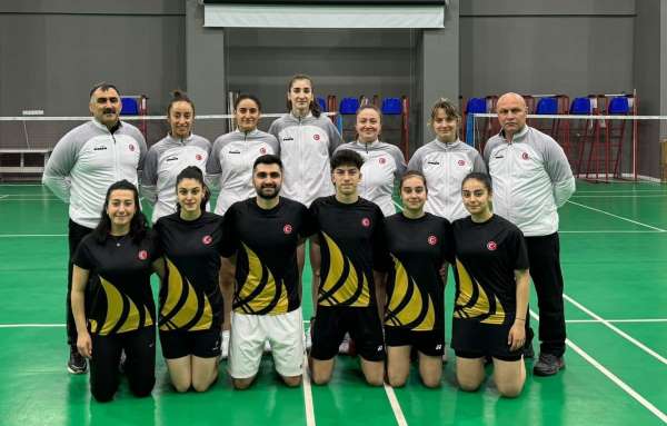 Badminton A Milli Takımına Erzincan'dan 8 sporcu