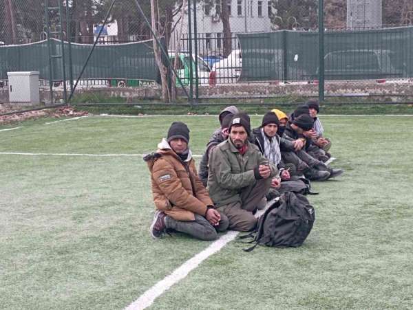 Amasya'da 24 düzensiz göçmen yakalandı