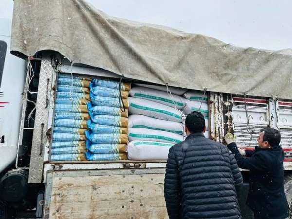 Özalp'te 74 çiftçiye 9 bin 895 kilo tohum dağıtıldı