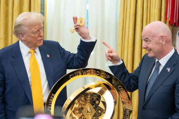 Trump ve Infantino, 2025 FIFA Kulüpler Dünya Kupası'nı tanıttı