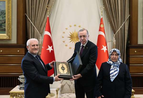 Cumhurbaşkanı Erdoğan, Şehit Savcı Kiraz'ın ailesini kabul etti