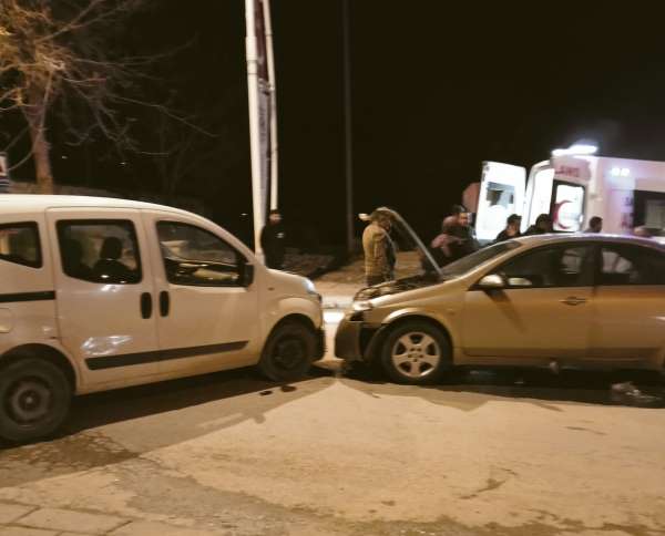 Akçadağ'da trafik kazası: 4 yaralı