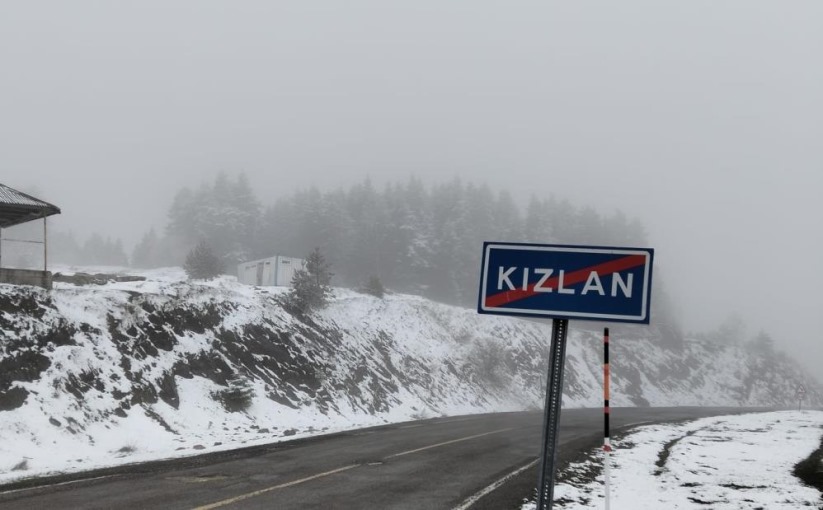 Samsun'da yüksek kesimler beyaza büründü