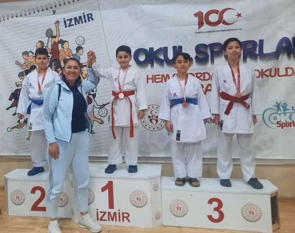 İzmir Karate Şampiyonası'nda Aliağa rüzgârı
