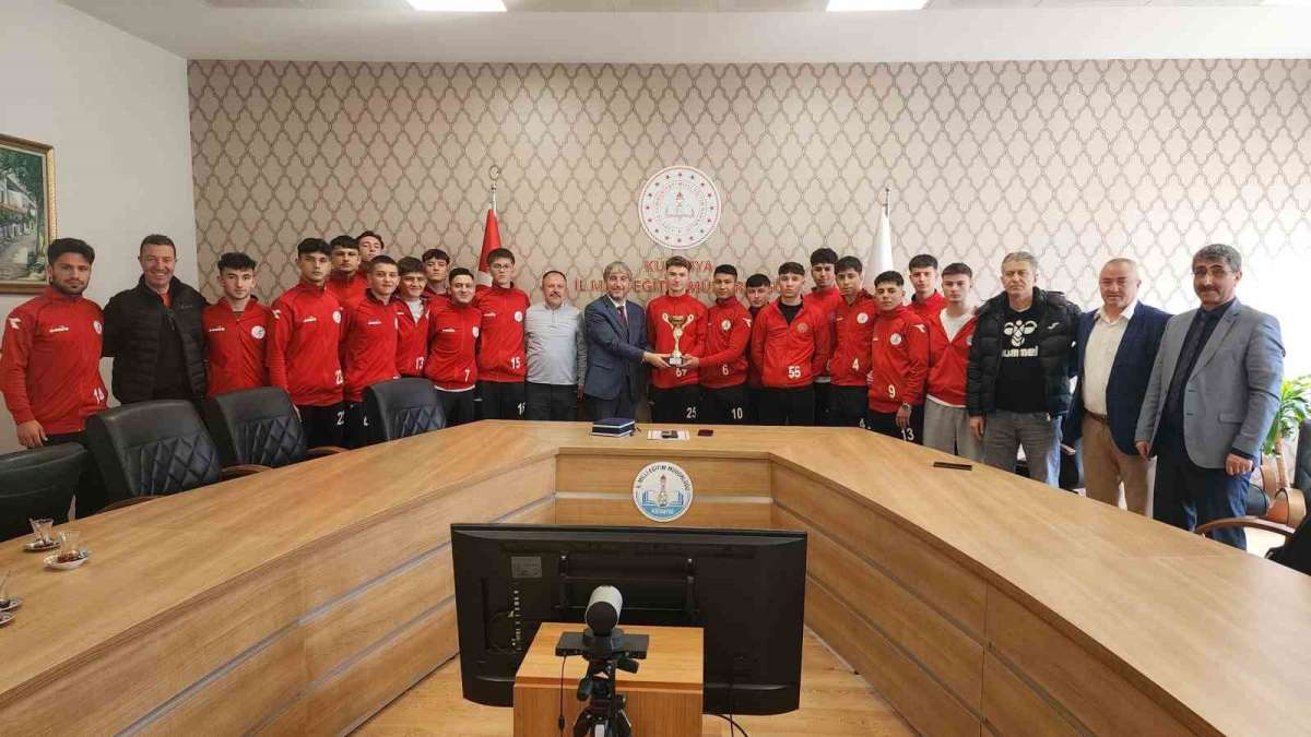 Kütahya Spor Lisesi'nden başarı, Türkiye'de ilk 32'ye girdiler