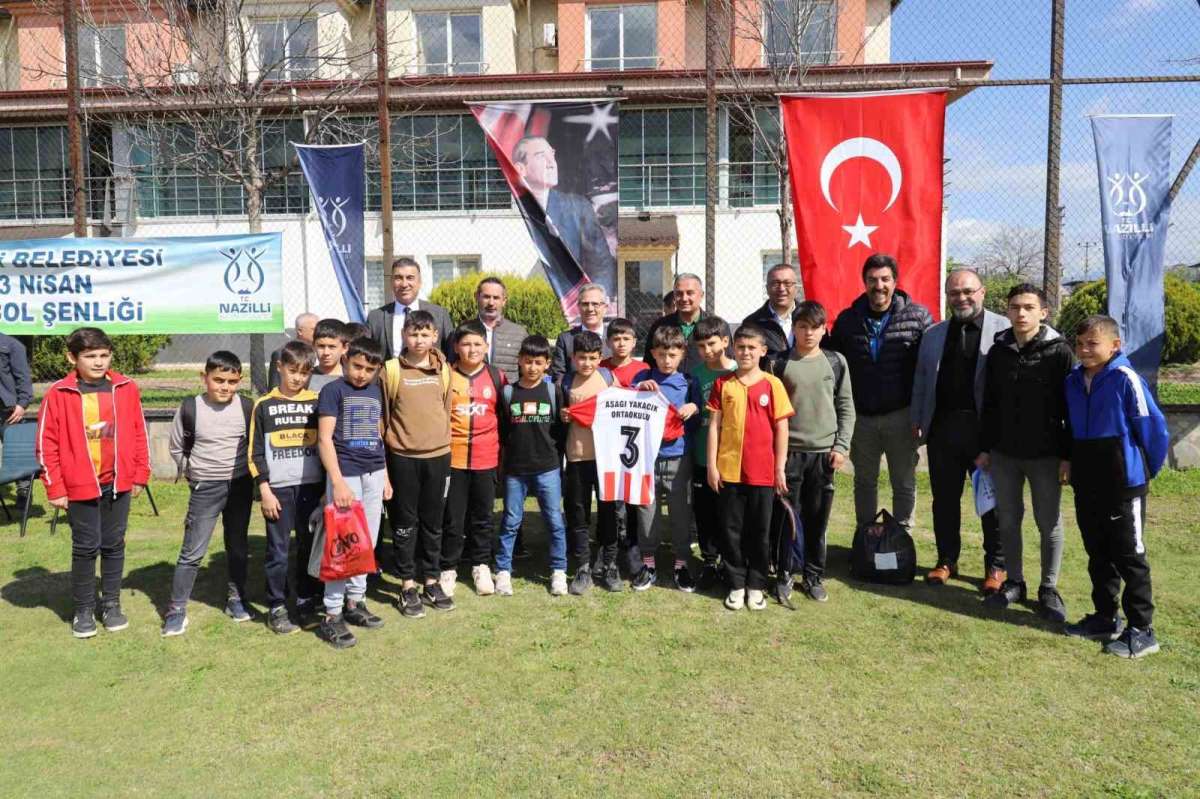 Nazilli'de 23 Nisan coşkusu futbol turnuvasıyla başladı