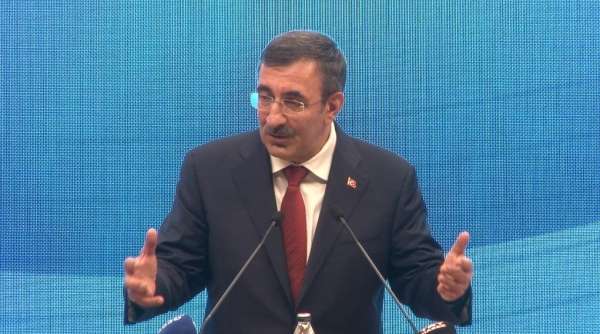 Cumhurbaşkanı Yardımcısı Yılmaz, Türkiye-Azerbaycan İş Forumu'na katıldı