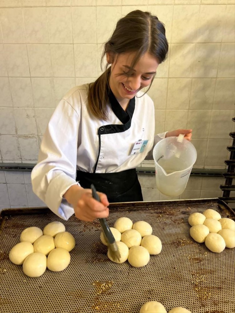 Türk öğrencilerden Avrupa'da ekmek kokan başarı hikayesi