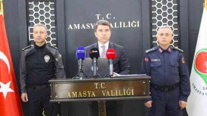 Amasya Valisi, çocukları ücretsiz kursa davet etti: 'Yüzme bilmeyen kalmasın'