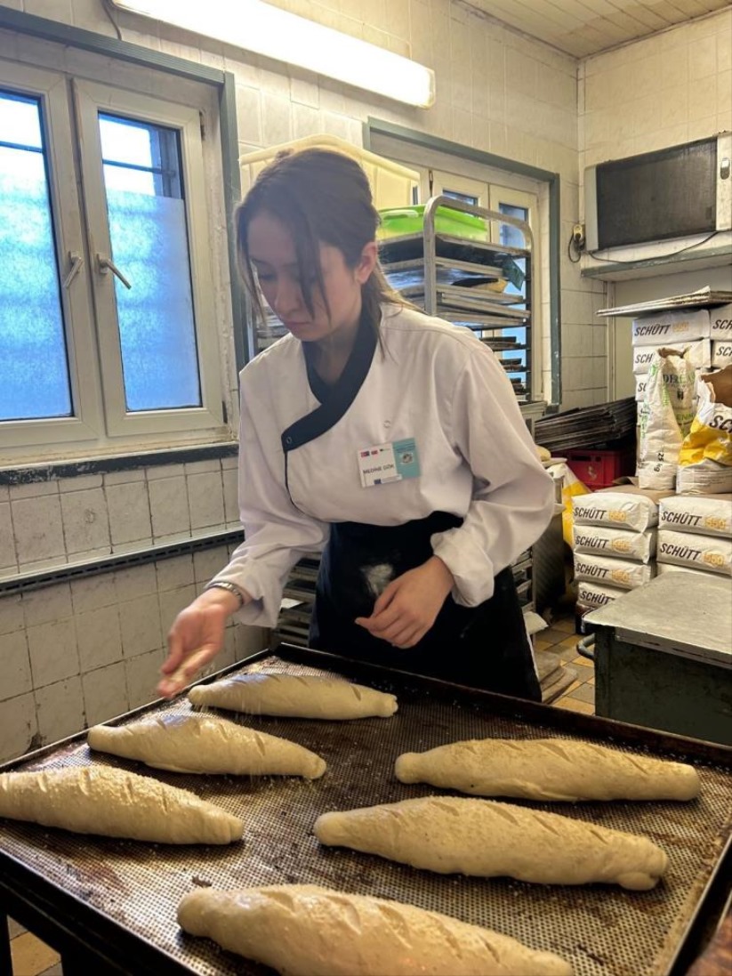 Türk öğrencilerden Avrupa'da ekmek kokan başarı hikayesi