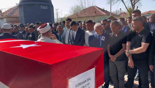 Kazada hayatını kaybeden Uzman Çavuş Aksaray'da toprağa verildi