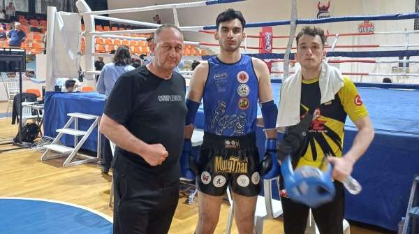 Muay Thai Türkiye Şampiyonası'nda 3 oldu