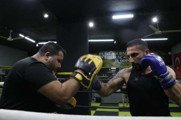 Karateci babasının zoruyla spora başladı, 12 kez Türkiye şampiyonu oldu