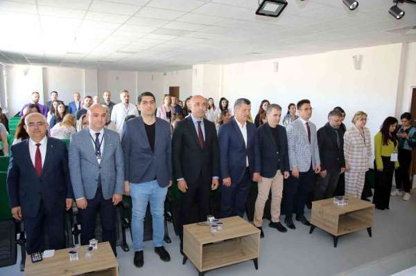 TOGÜ'de ingilizce öğrenim çalıştayı başladı