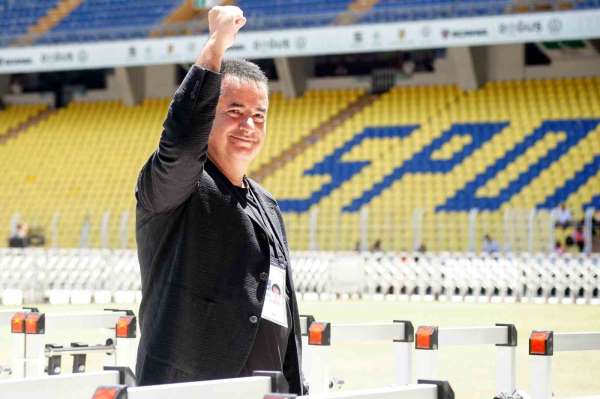 Acun Ilıcalı: 'Avrupa şampiyonluğunu zorlayan Fenerbahçe'yi oluşturmak için 24 saat çalışıyoruz'
