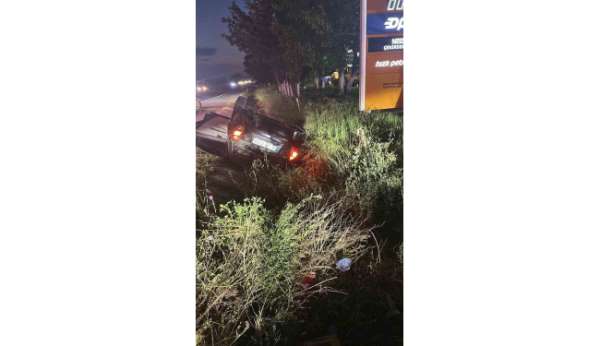 Ankara-Eskişehir kara yolunda trafik kazası, 2 kişi yaralandı