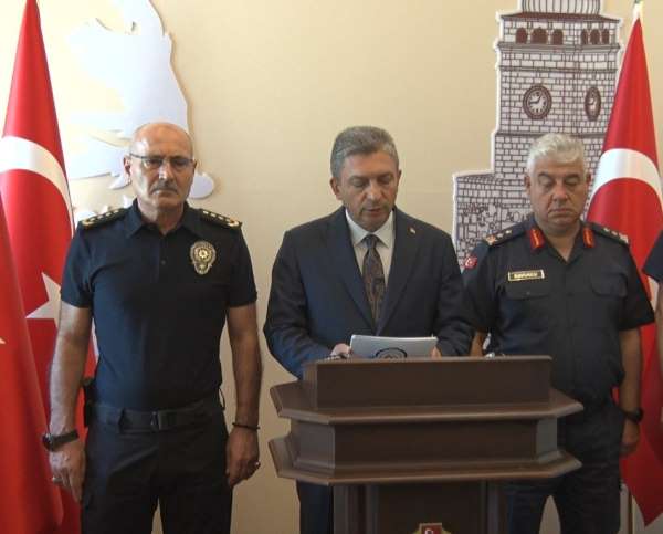 Vali Şahin'den Otokoç bayine saldırı açıklaması: 'Bugün itibarıyla 13 kişi gözaltında bulunuyor'