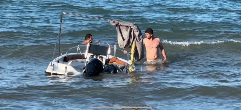 Samsun'da tekne alabora oldu: 5 kişi denize düştü