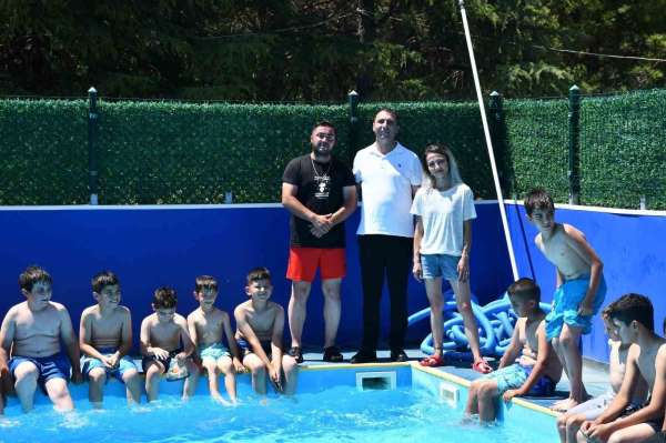 Beylikova'da çocuklara yüzme kursu açıldı