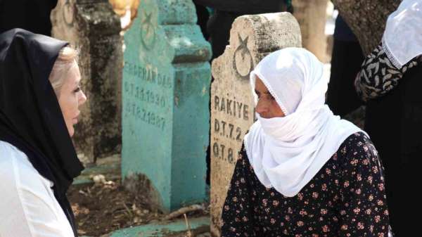 Mardin'de terör örgütü PKK'nın katlettiği 9 kişi dualarla anıldı