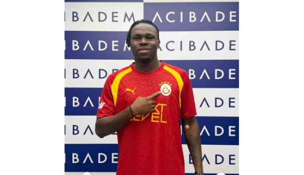 Galatasaraylı futbolcular sağlık kontrolünden geçti