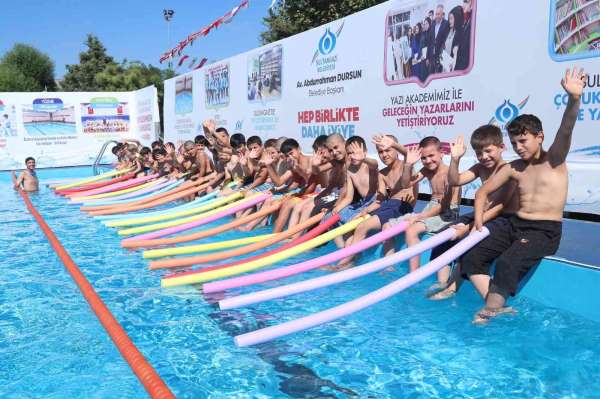 Sultangazi Belediyesi Yaz Spor Okulları'nda şampiyonlar yetişiyor