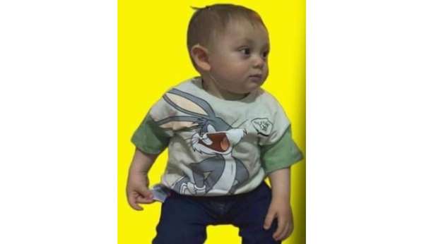 Balkondan düşen bebek kurtarılamadı