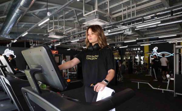 Erman Şahin Spor Merkezi yoğun ilgi görüyor