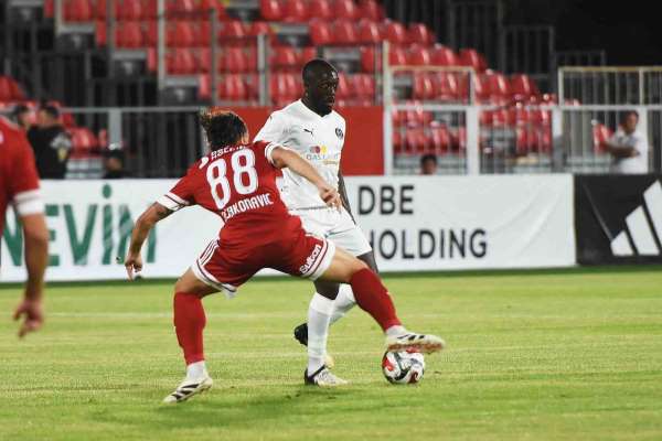 Trendyol 1. Lig: Ümraniyespor: 2 - Manisa FK: 1