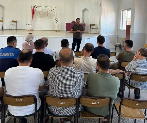 Hisarcık'ta Hayat Üniversitesi Projesi kapsamında 'Hükümet Sistemleri ve Devlet Teşkilatı' konulu eğitim düzen