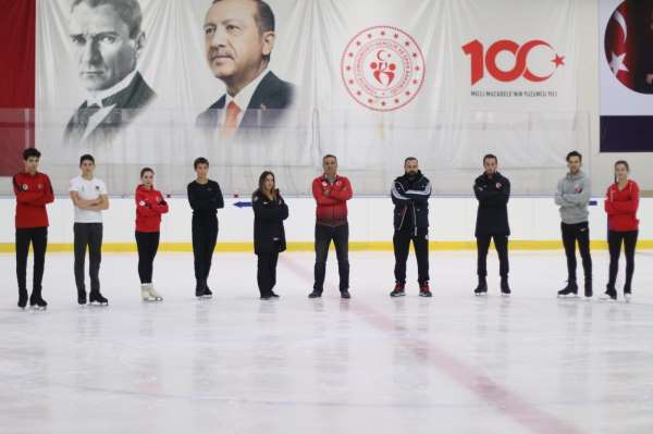 Türkiye Buz Pateni Milli Takımı'nın hedefi olimpiyat kotası almak