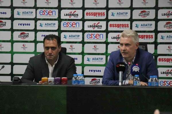 Sakaryaspor'da Serhat Sütlü için imza töreni düzenlendi