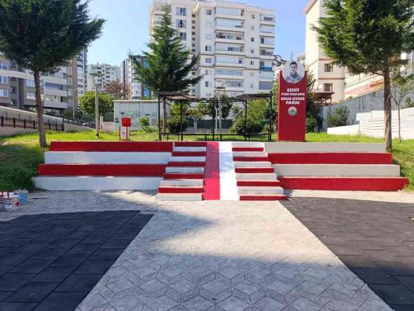 Parklara kırmızı-beyaz dokunuş